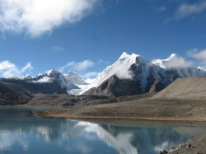 424784_326290134139592_760303780_n